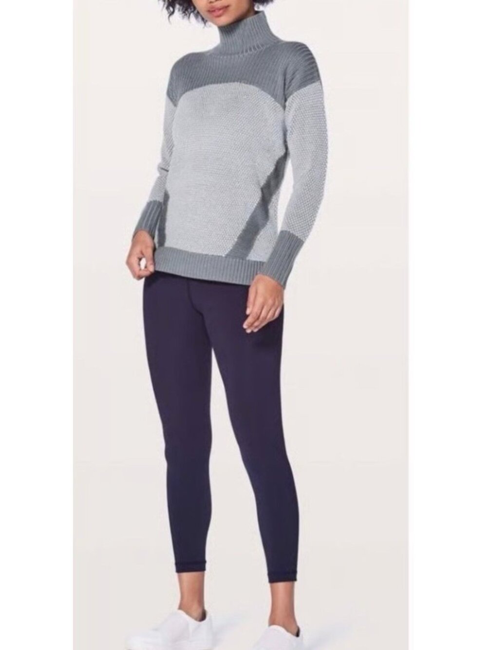 Lululemon Warm & Restore Turtleneck Sweater Women Size 2 Merino Wool Yoga Casual